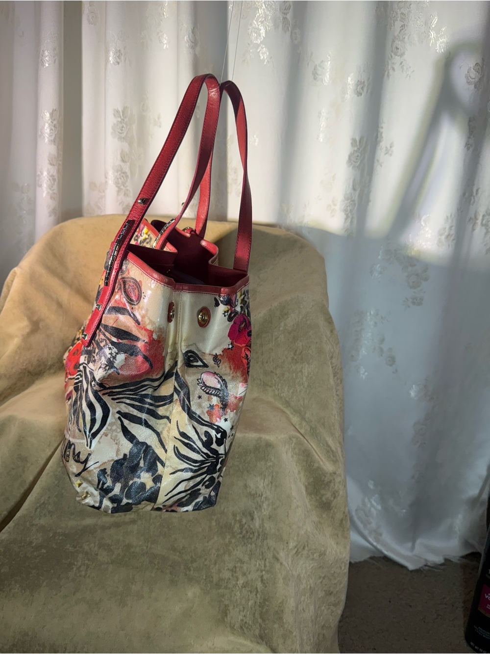 Jimmy Choo Floral Multicolor Tote with Red Handles - Picture 4 of 11